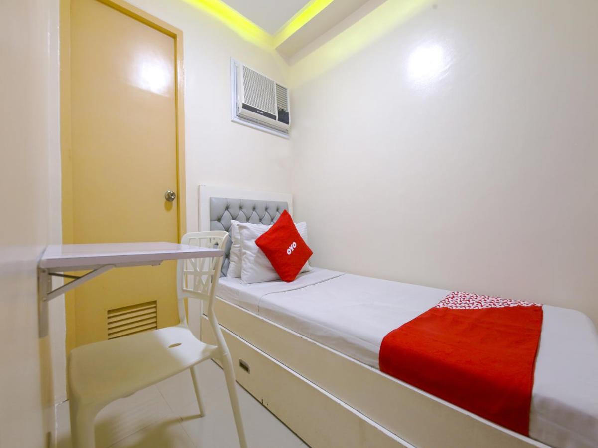 Oyo 783 Freemont Place Paranaque City Eksteriør bilde